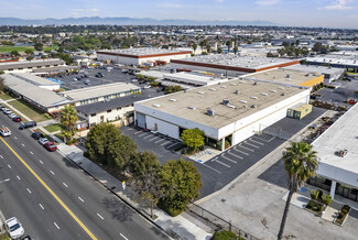 Más detalles para 13700 S Van Ness Ave, Gardena, CA - Nave en alquiler