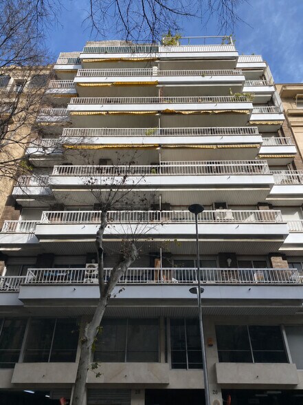 Edificio residencial en Barcelona, Barcelona en venta - Foto del interior - Imagen 3 de 3