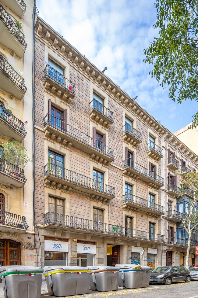 Más detalles de Carrer de Bailèn, 7, Barcelona - Oficina en alquiler