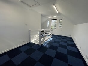 9 High St, Burnham en alquiler Foto del interior- Imagen 2 de 3