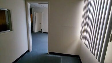 913-939 S Atlantic Blvd, Monterey Park, CA en alquiler Foto del edificio- Imagen 1 de 16