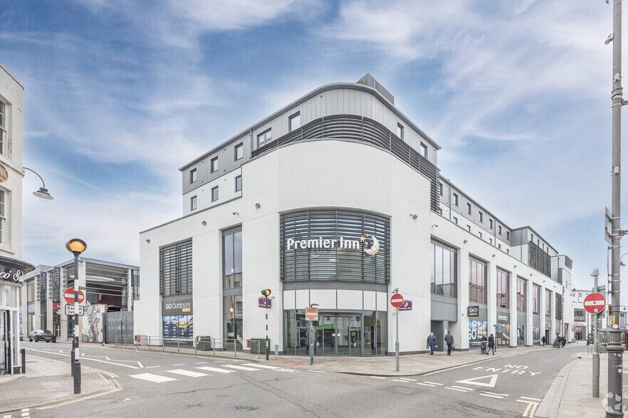 Henrietta St, Cheltenham en alquiler - Foto del edificio - Imagen 3 de 9