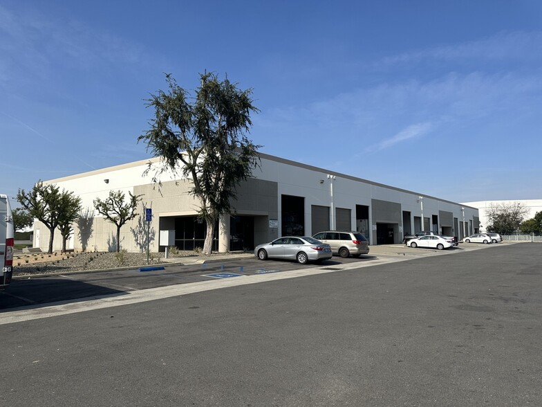 17521 Railroad St, City Of Industry, CA en alquiler - Foto del edificio - Imagen 2 de 14