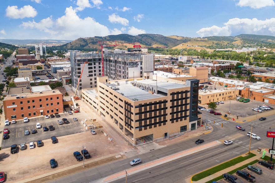 525 E Saint Joseph St, Rapid City, SD en alquiler - Foto del edificio - Imagen 3 de 8