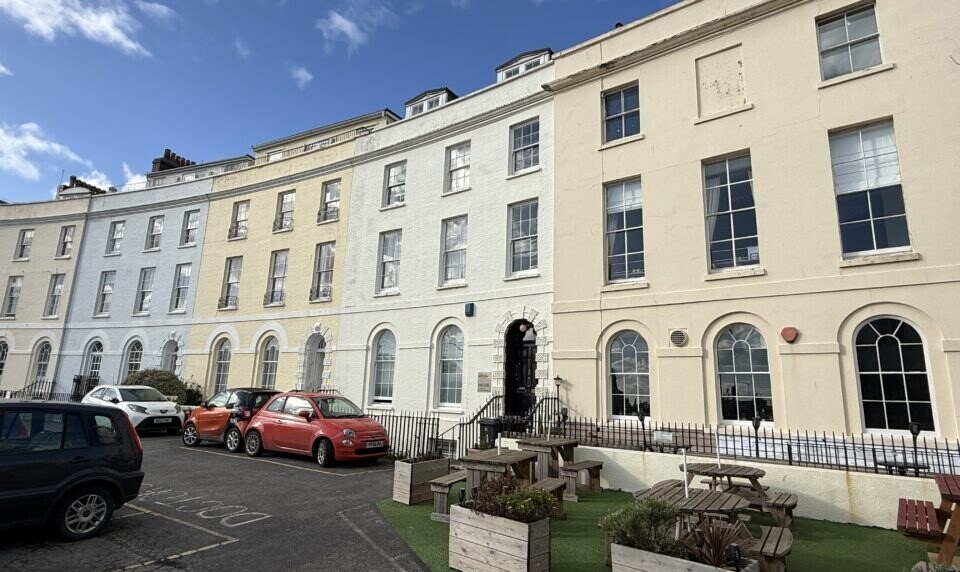 2 Den Crescent, Teignmouth en venta - Foto principal - Imagen 1 de 12