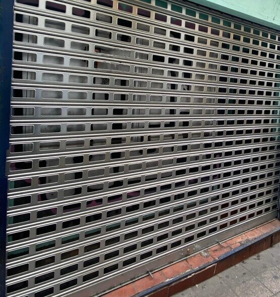 Local en Córdoba, Córdoba en venta - Foto del edificio - Imagen 2 de 4