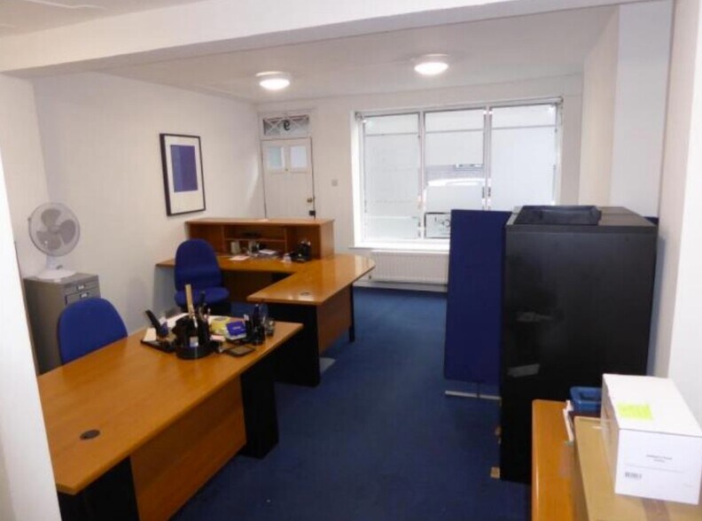 9 Carlton Pl, Southampton en venta - Foto del interior - Imagen 3 de 5