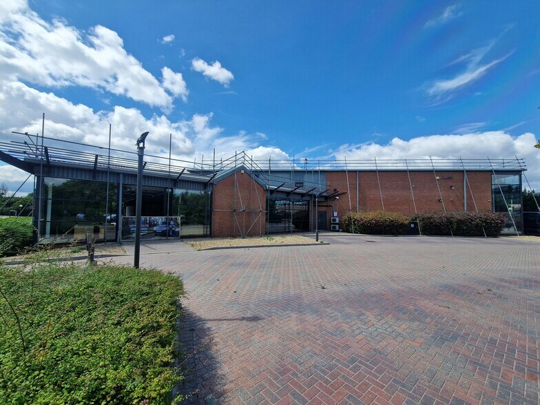 Compass Rd, Portsmouth en alquiler - Foto del edificio - Imagen 2 de 9