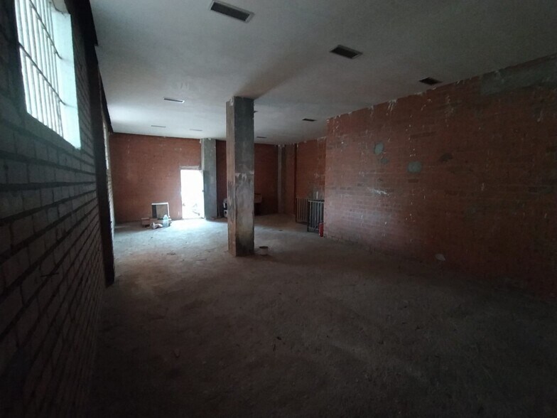 Local en Cáceres en alquiler - Foto del edificio - Imagen 3 de 5