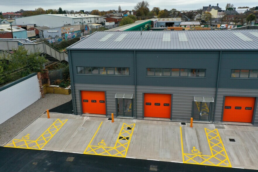 10 Endermere Rd, Coventry en venta - Foto del edificio - Imagen 3 de 7
