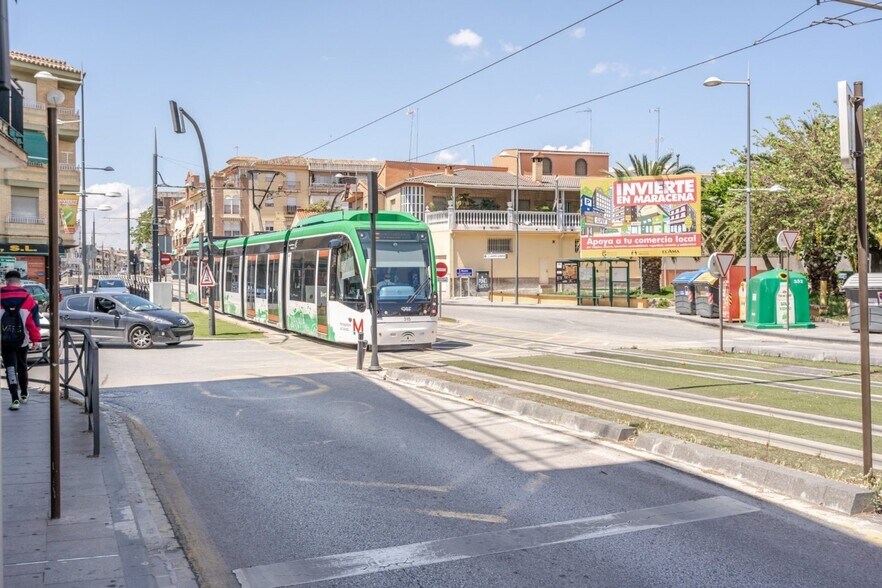 Avenida de Maracena, 161, Granada, Granada en venta - Foto del edificio - Imagen 2 de 19
