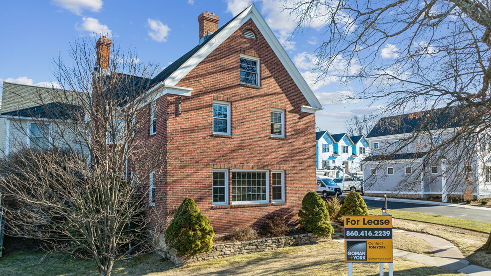 2638-2650 Main St, Glastonbury, CT en alquiler - Foto del edificio - Imagen 1 de 21