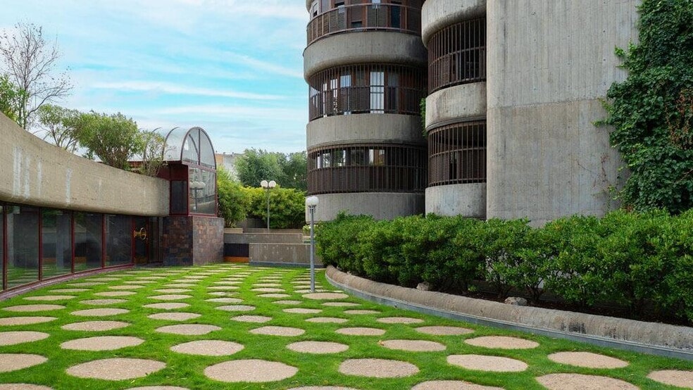 Avenida de América, 37, Madrid, Madrid en venta - Foto del edificio - Imagen 2 de 8