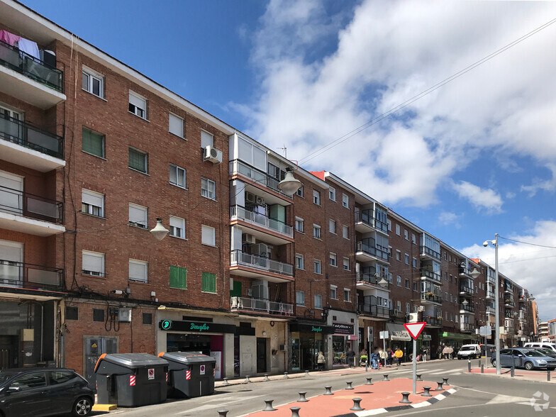 Calle Constitución, 39, Alcobendas, Madrid en venta - Foto del edificio - Imagen 2 de 3