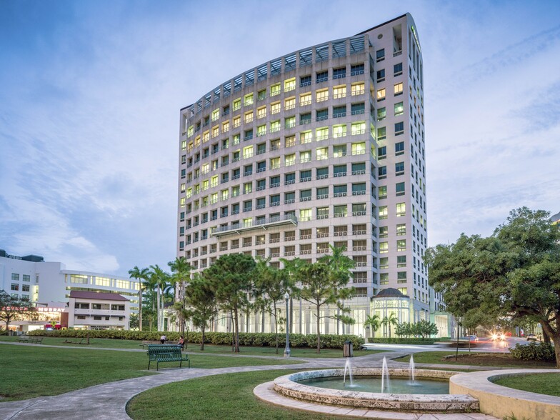 2800 Ponce de Leon Blvd, Coral Gables, FL en alquiler - Foto del edificio - Imagen 3 de 8