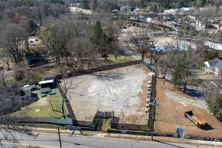 507 S Briggs Ave, Durham, NC en alquiler - Foto del edificio - Imagen 1 de 20