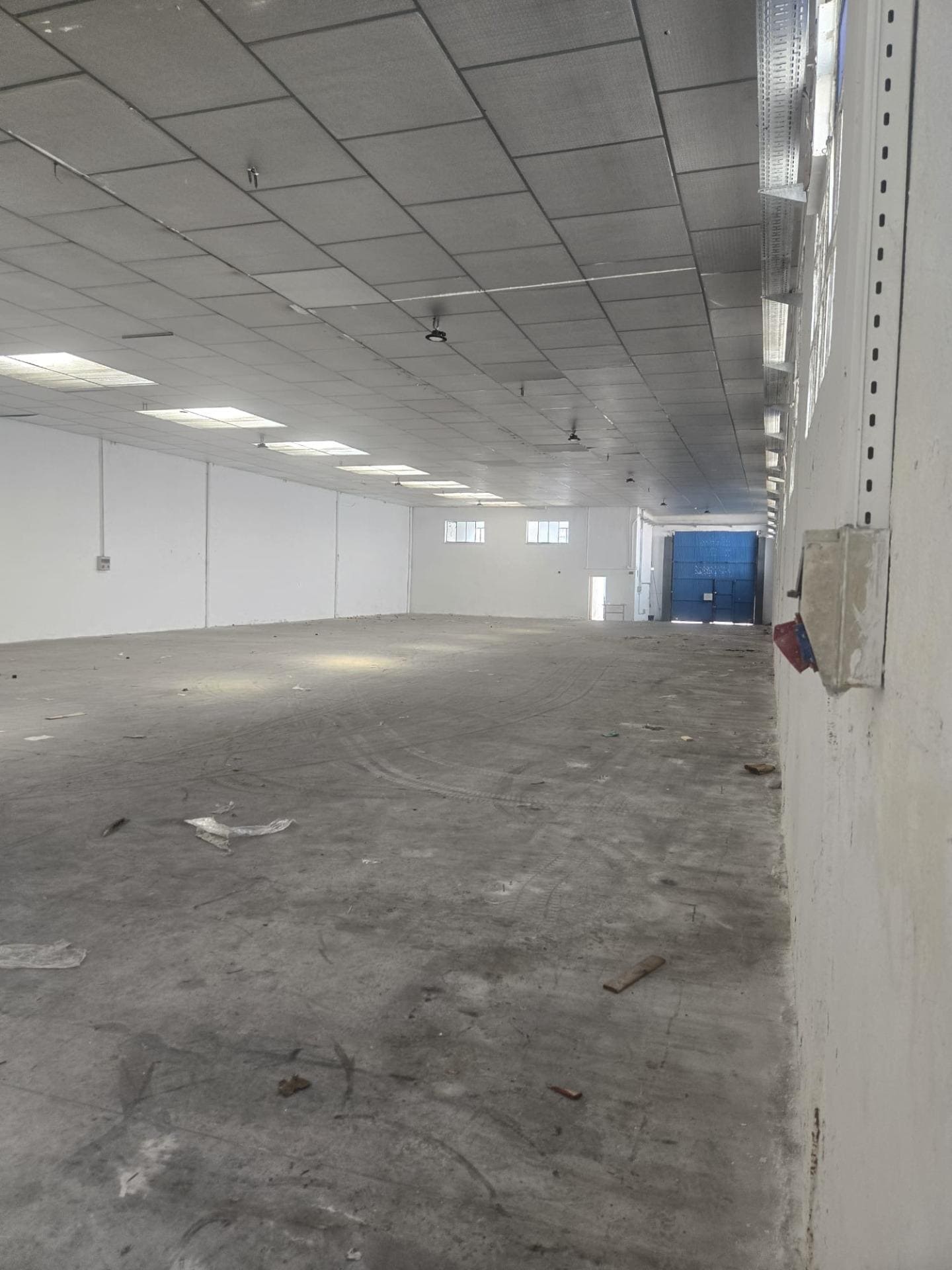 Nave en Fuenlabrada, Madrid en venta Foto principal- Imagen 1 de 14