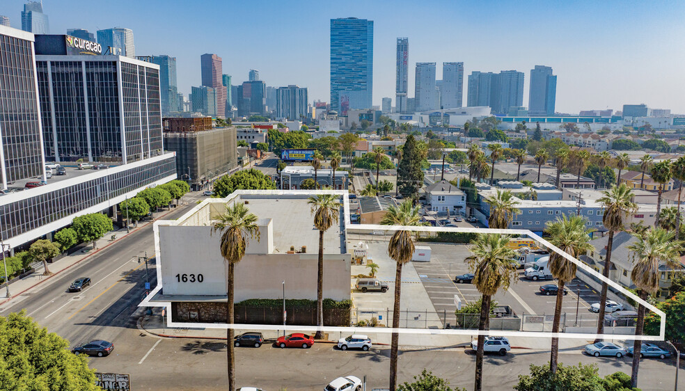 Oficina en Los Angeles, CA en venta - Foto del edificio - Imagen 1 de 1