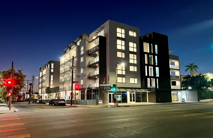 901 Vine St, West Hollywood, CA en alquiler - Foto del edificio - Imagen 2 de 18