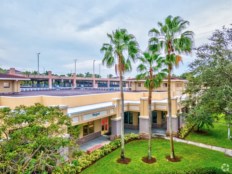 950 S Pine Island Rd, Plantation, FL en alquiler - Foto del edificio - Imagen 2 de 7