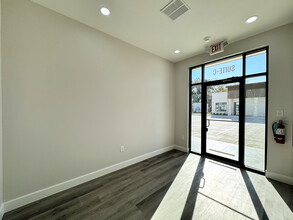 18707 Mueschke Rd, Tomball, TX en alquiler Foto del interior- Imagen 2 de 18