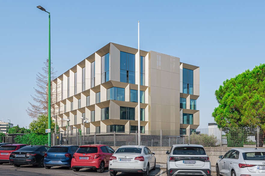 Avenida Europa, 20 A, Alcobendas, Madrid en alquiler - Foto del edificio - Imagen 2 de 3