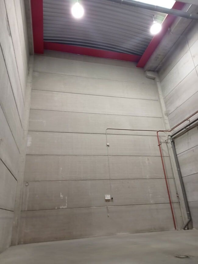 Más detalles de Nave en alquiler