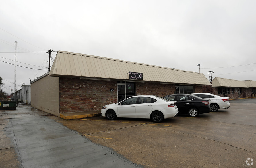 1605 Brentwood Dr, Pine Bluff, AR en venta - Foto del edificio - Imagen 1 de 1