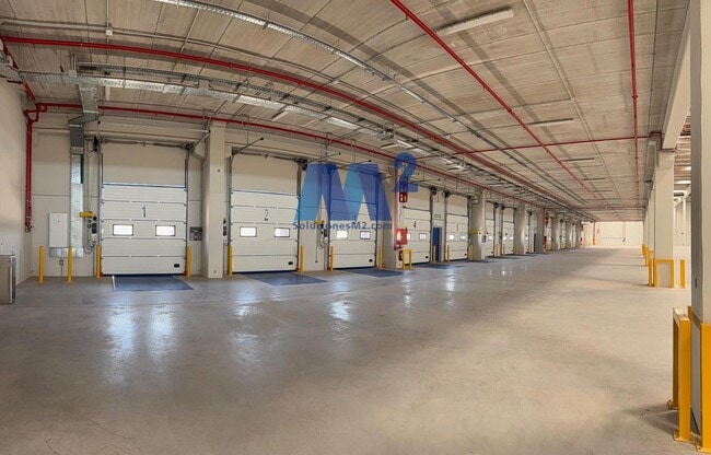 Más detalles de Calle de los Gavilanes Glorieta, 7, Getafe - Nave en alquiler