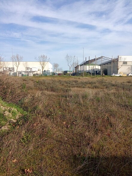 Terreno en Malpartida de Cáceres, Cáceres en venta - Foto principal - Imagen 3 de 6