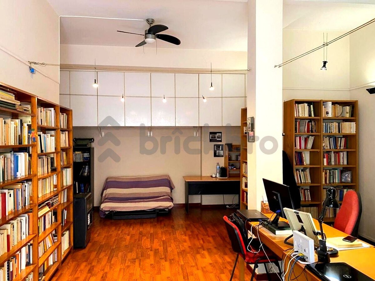 Barcelona, BAR 08024 - Unidad - - - Foto del interior - Image 1 of 7