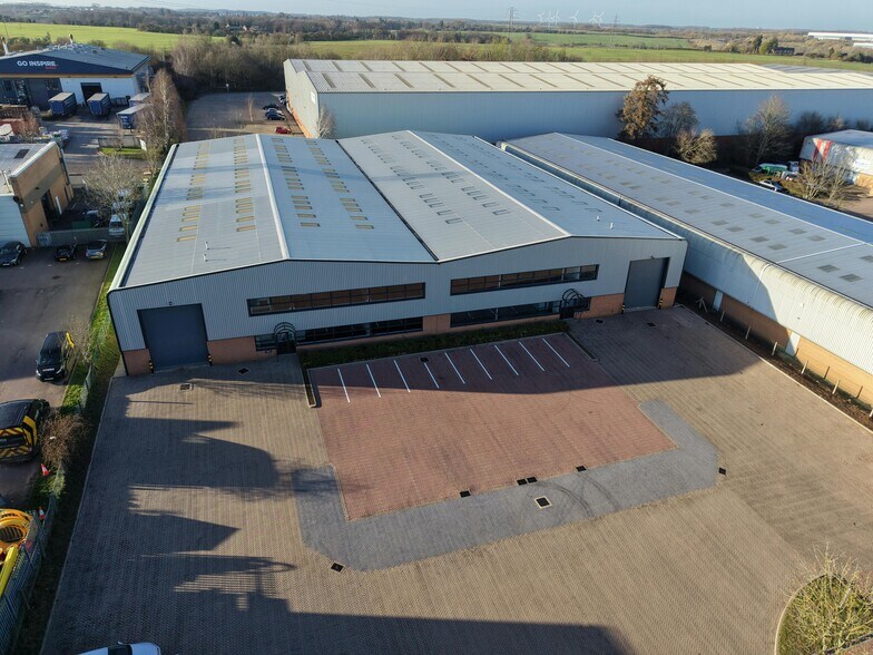 Henson Way, Kettering en alquiler - Foto del edificio - Imagen 1 de 7