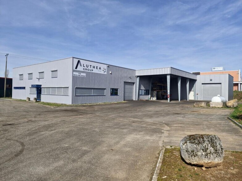 Flex en Frontonas en alquiler - Foto del edificio - Imagen 1 de 4
