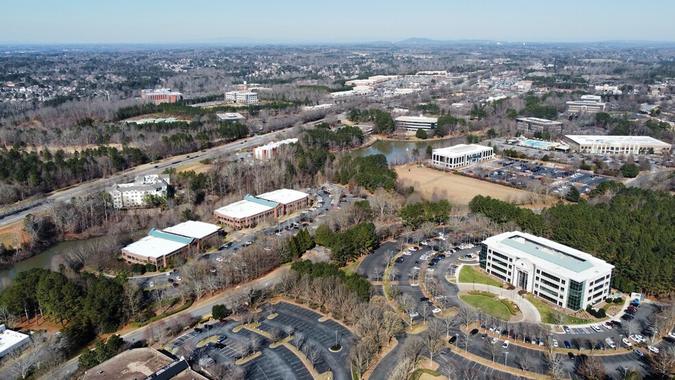 11315 Johns Creek Pky, Duluth, GA en alquiler - Foto del edificio - Imagen 2 de 6