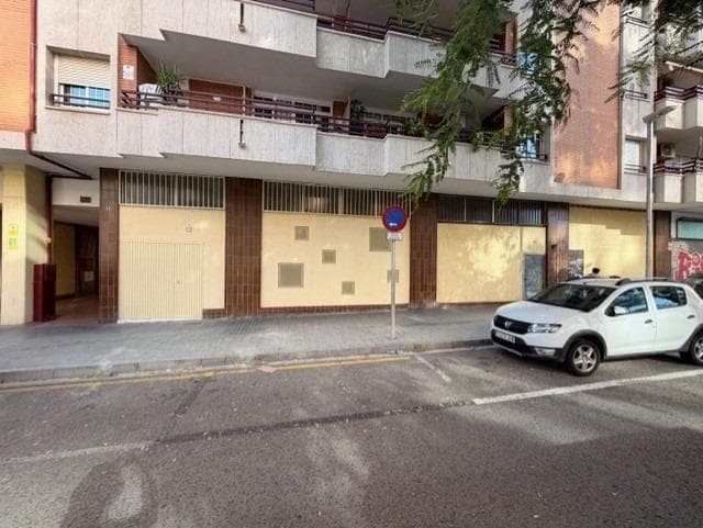 Edificio residencial en L'Hospitalet de Llobregat, Barcelona en venta - Foto principal - Imagen 2 de 4