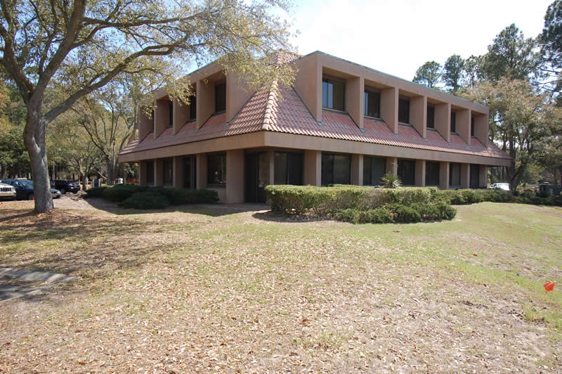 23C Shelter Cove Ln, Hilton Head Island, SC en alquiler Foto principal- Imagen 1 de 7