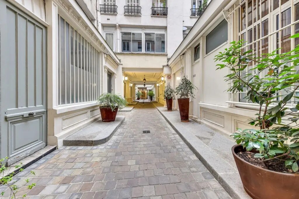 20-22 Rue Richer, Paris en venta Foto del edificio- Imagen 1 de 15