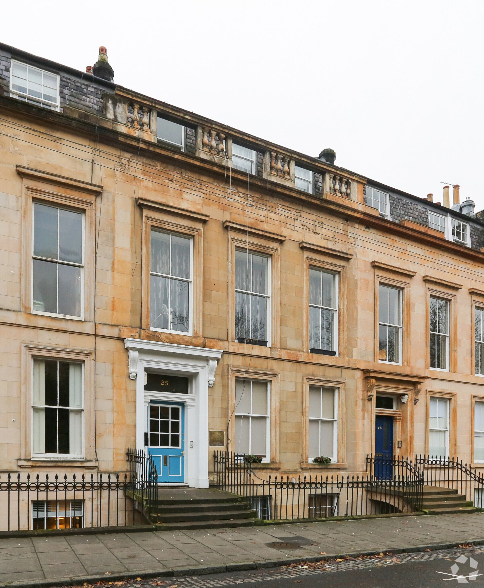 25 Woodside Pl, Glasgow en venta Foto principal- Imagen 1 de 4