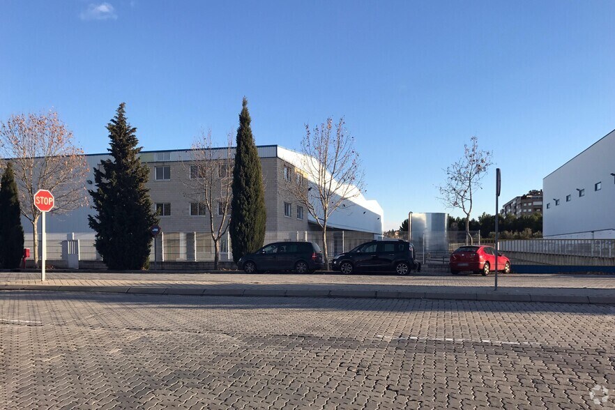 Avenida de Europa, 6, Coslada, Madrid en alquiler - Foto del edificio - Imagen 3 de 6
