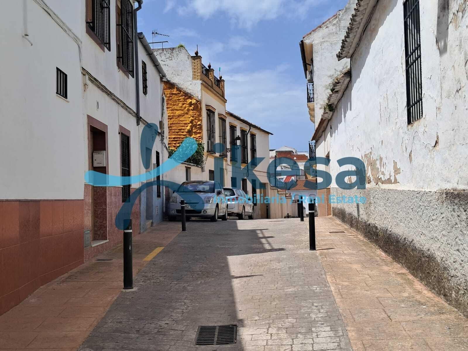 Calle Poeta Juan Ramón Jiménez, 13, FERNÁN NÚÑEZ, Córdoba en venta Foto del edificio- Imagen 1 de 6