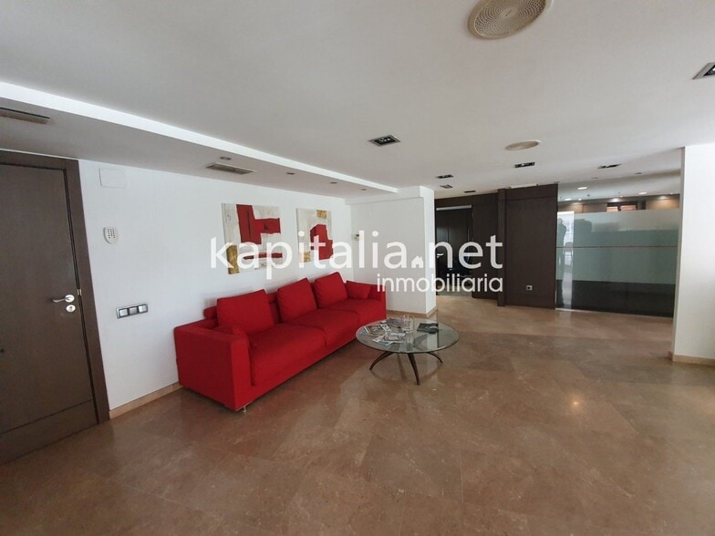 Local en Ontinyent, Valencia en venta - Foto del edificio - Imagen 2 de 8