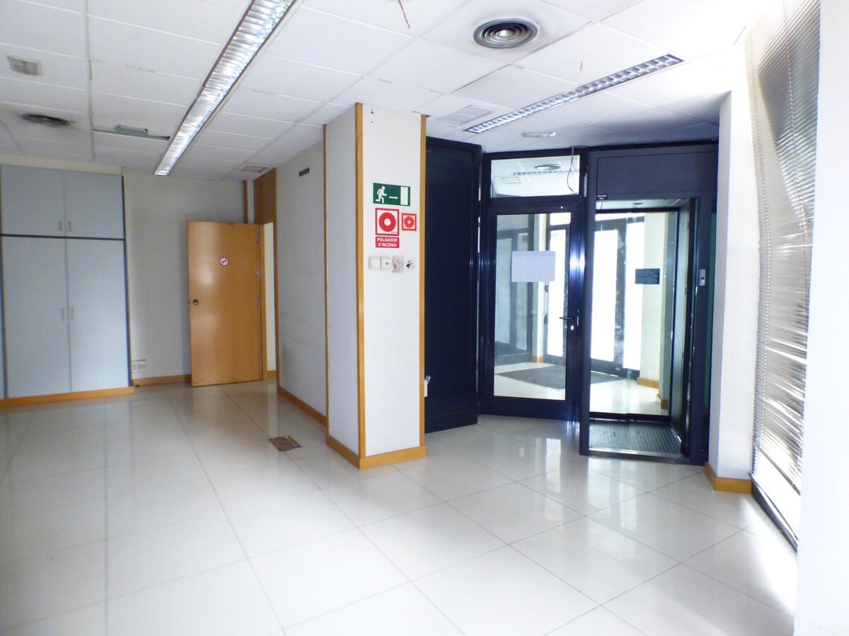 Manresa, BAR 08242 -  -  - Foto del interior - Image 1 of 10