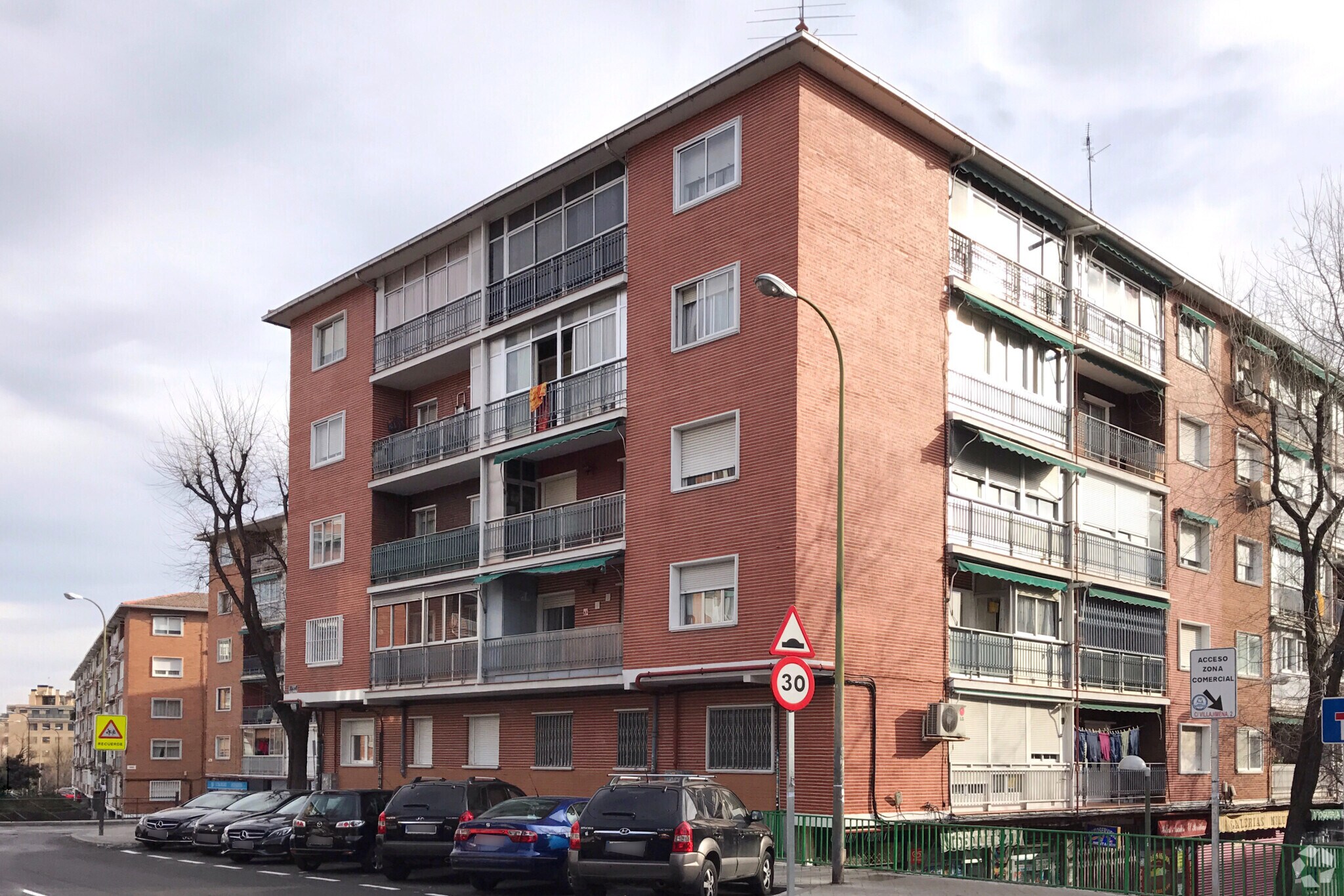 Calle Villardondiego, 18, Madrid, Madrid en venta Foto principal- Imagen 1 de 1