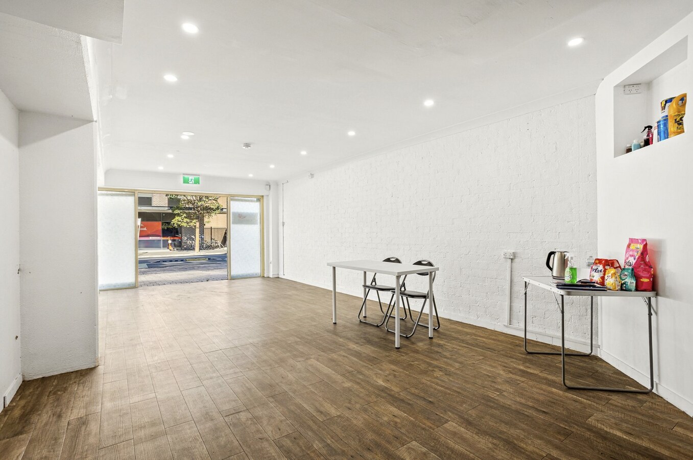 66 Kembla St, Wollongong, NSW 2500 - Unidad 13 - - Foto del interior - Image 2 of 2