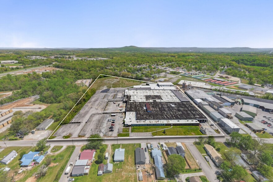 204 Red Rd, McMinnville, TN en venta - Foto del edificio - Imagen 1 de 37