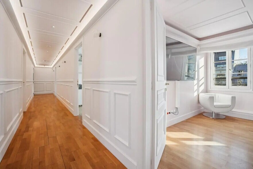 25 Rue Royale, Paris en alquiler - Foto del edificio - Imagen 2 de 12