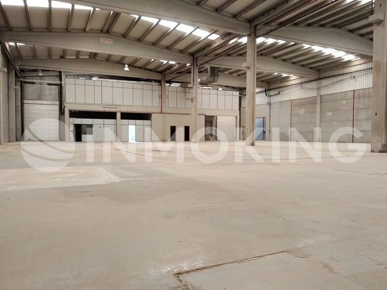 Nave en Alcàsser, Valencia en alquiler - Foto del interior - Imagen 3 de 8