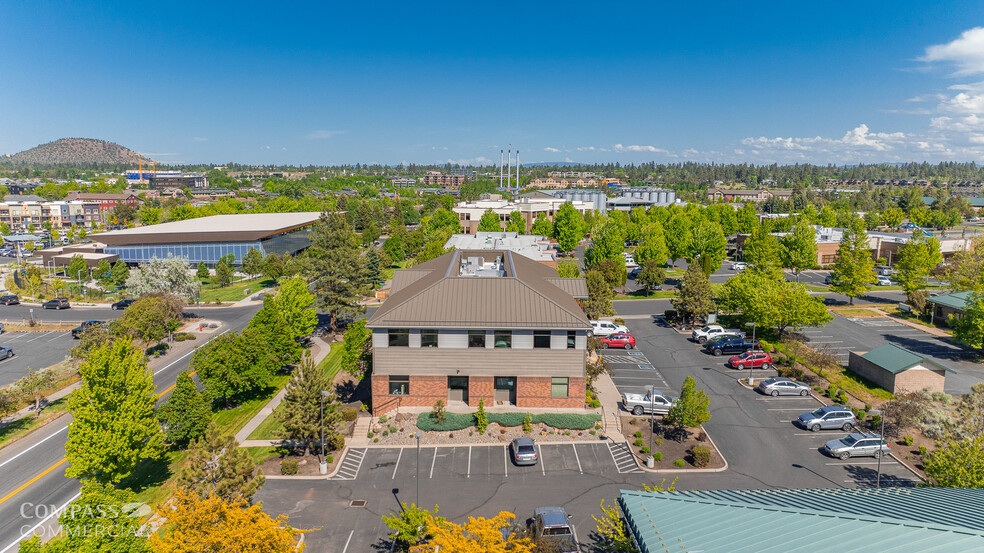 963 SW Simpson Ave, Bend, OR en alquiler - Foto del edificio - Imagen 3 de 10