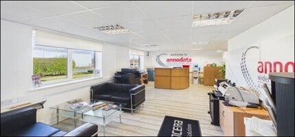 1-5 Blairtummock Pl, Glasgow en alquiler Foto del interior- Imagen 1 de 5