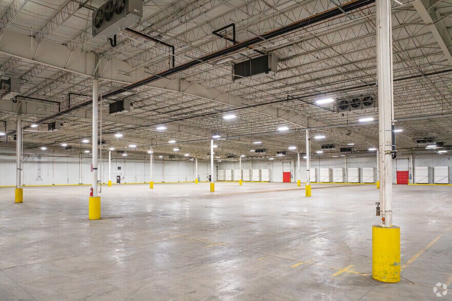 1455 E 62nd Ave, Denver, CO en venta - Foto del interior - Imagen 2 de 33